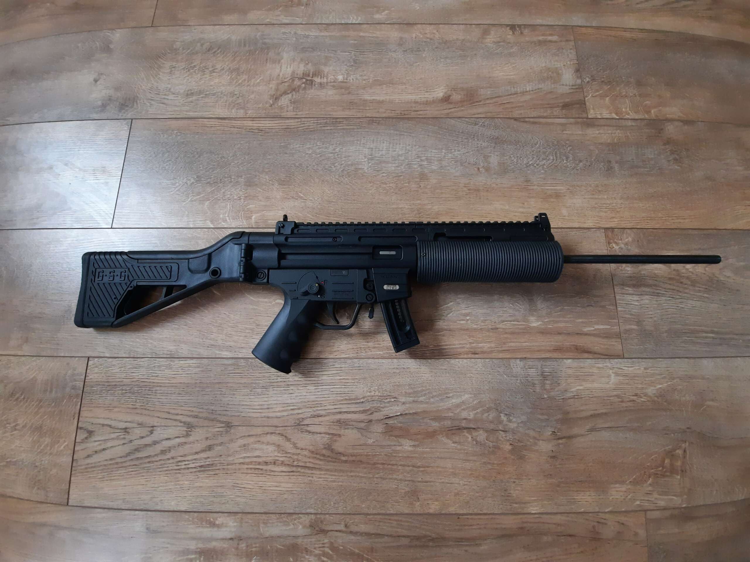 KARABIN GSG 516 BLACK .22LR KARABIN GSG 516 BLACK .22LR