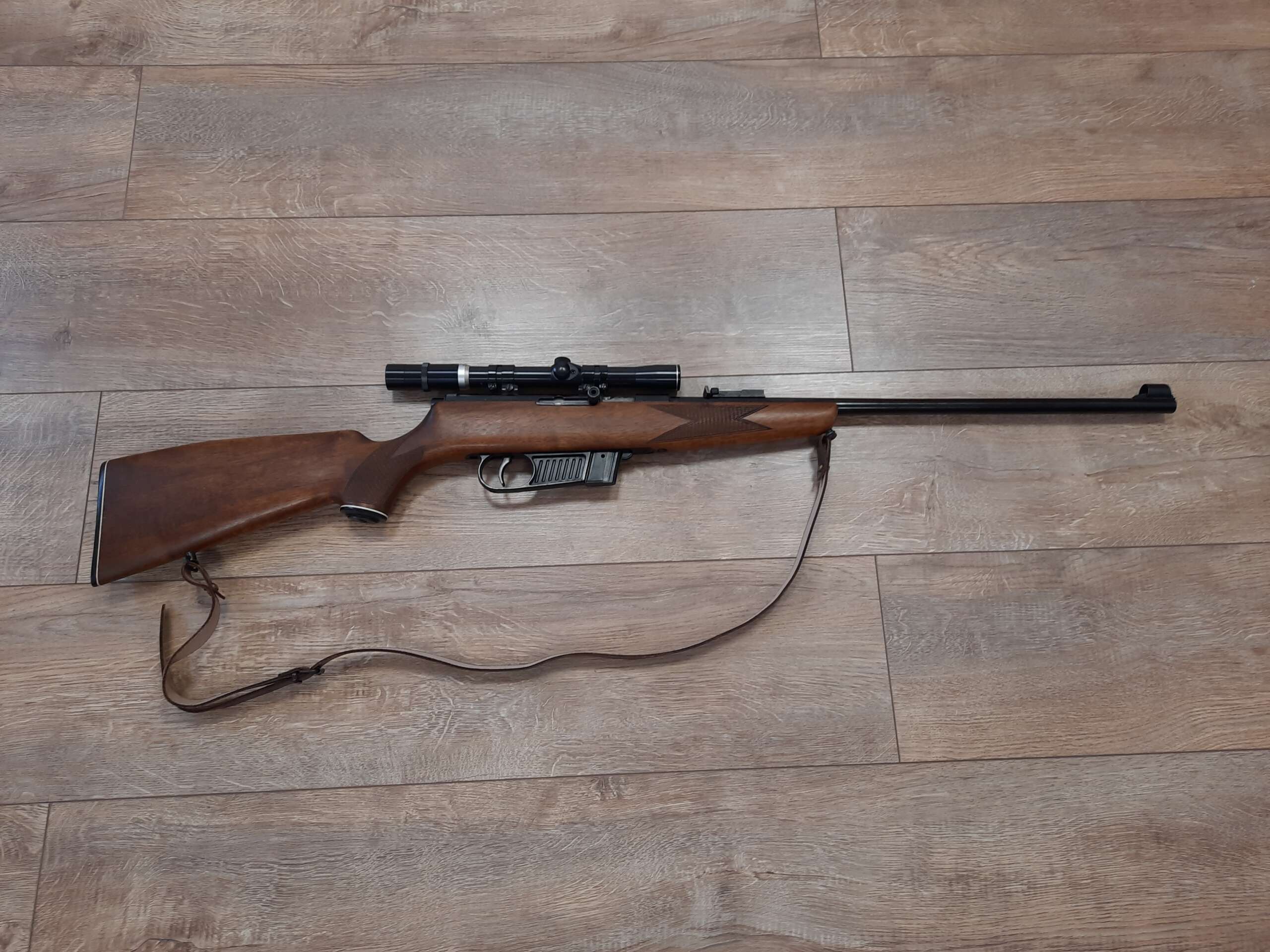 Karabin samopowtarzalny VOERE kal .22 LR Karabin samopowtarzalny VOERE kal .22 LR